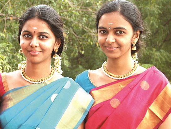 இரட்டையரின் திறமை!